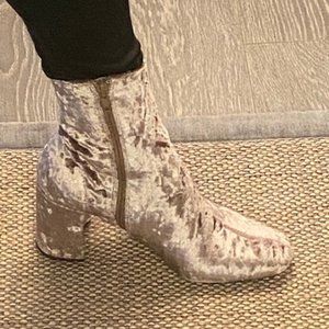 Jeffrey Campbell booties. Size 8
